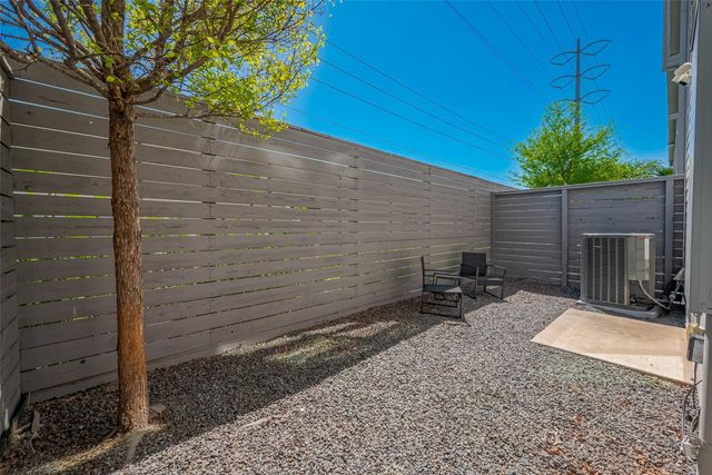 5919 E Post Oak Lane, Houston, TX 77055