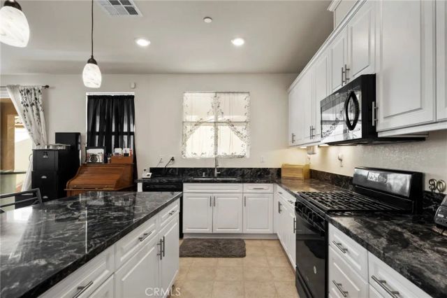 35944 Dylan Court, Beaumont, CA 92223