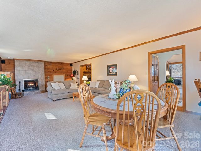 136 Peaceful Valley Drive, Leicester, NC 28748