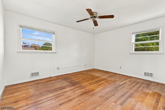 75 Tammy Pl, Woodbridge Twp., NJ 08830