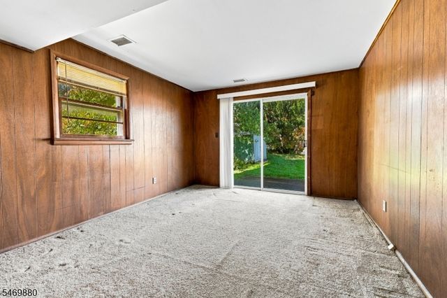 75 Tammy Pl, Woodbridge Twp., NJ 08830