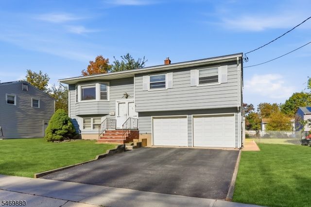 75 Tammy Pl, Woodbridge Twp., NJ 08830