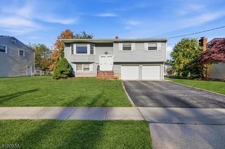 75 Tammy Pl, Woodbridge Twp., NJ 08830