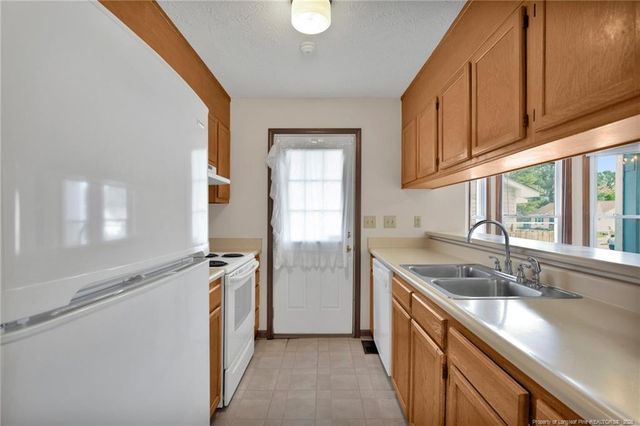 921 Glen Reilly Drive, Fayetteville, NC 28314