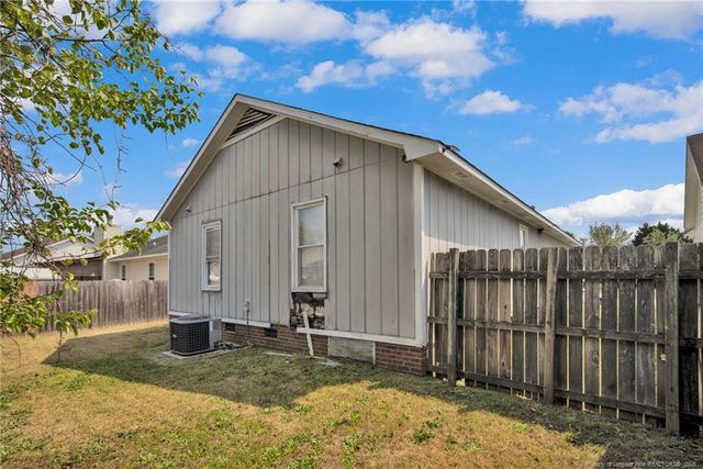 921 Glen Reilly Drive, Fayetteville, NC 28314