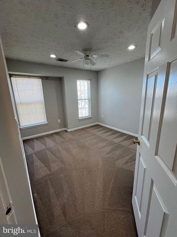 8334 LYNDHURST ST, Laurel, MD 20724