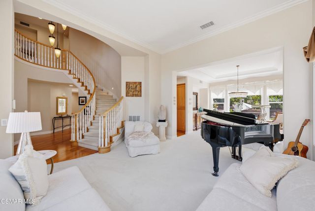 331 Briar Bluff Circle, Thousand Oaks, CA 91360