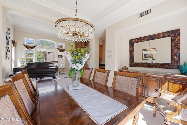 331 Briar Bluff Circle, Thousand Oaks, CA 91360