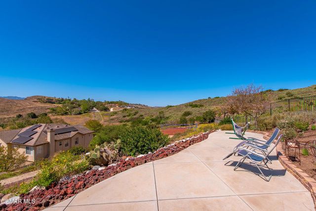331 Briar Bluff Circle, Thousand Oaks, CA 91360