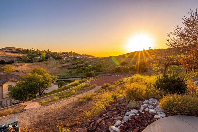 331 Briar Bluff Circle, Thousand Oaks, CA 91360