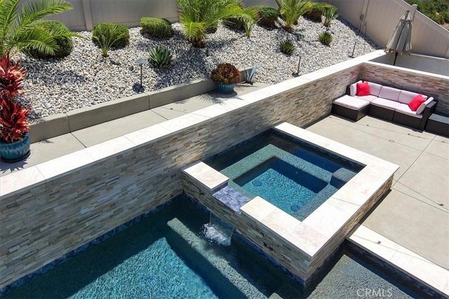 34057 Thistlewood, Murrieta, CA 92563