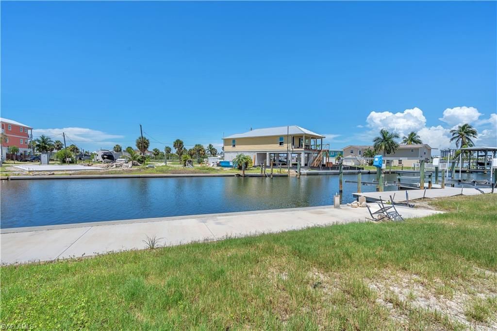 65 Nancy LN, FORT MYERS BEACH, FL 33931 — photo 5