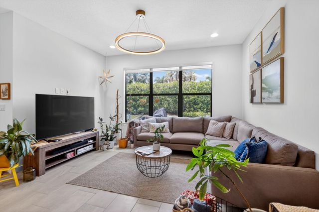 4388 Serpens Lane, Lake Worth, FL 33467