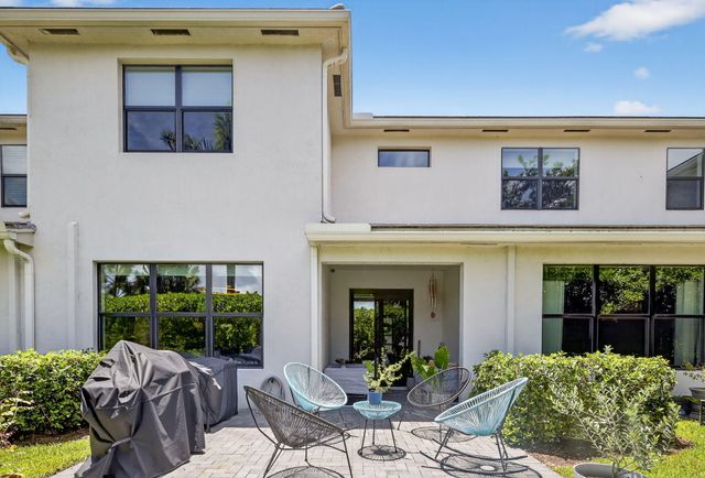 4388 Serpens Lane, Lake Worth, FL 33467