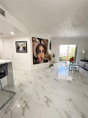 10795 SW 108th Ave 307, Miami, FL 33176