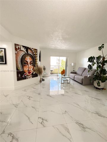 10795 SW 108th Ave 307, Miami, FL 33176