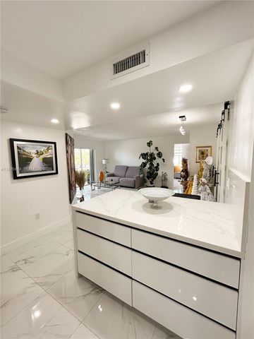 10795 SW 108th Ave 307, Miami, FL 33176