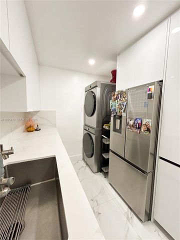 10795 SW 108th Ave 307, Miami, FL 33176