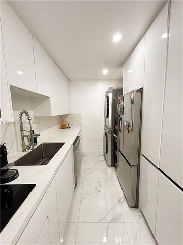 10795 SW 108th Ave 307, Miami, FL 33176