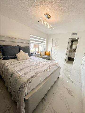 10795 SW 108th Ave 307, Miami, FL 33176