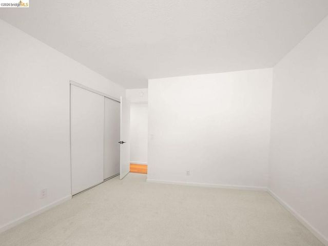 57 Thousand Oaks ST, Oakland, CA 94605
