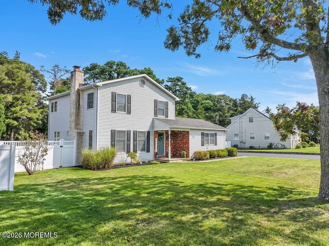 3 Pinehurst Drive, Little Egg Harbor, NJ 08087