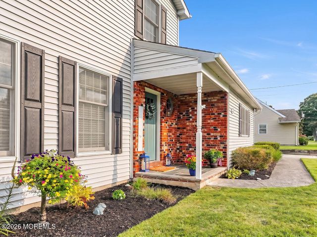 3 Pinehurst Drive, Little Egg Harbor, NJ 08087