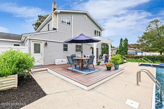 3 Pinehurst Drive, Little Egg Harbor, NJ 08087
