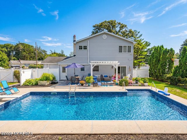 3 Pinehurst Drive, Little Egg Harbor, NJ 08087