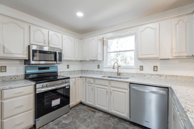 114 Mountain View Drive, Jasper, TN 37347