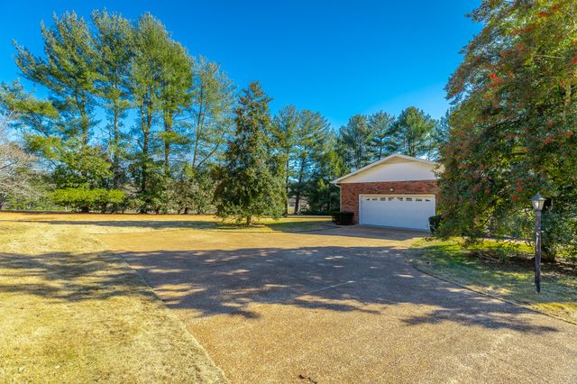 114 Mountain View Drive, Jasper, TN 37347