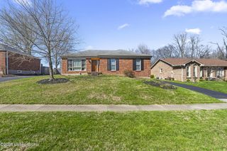 3712 Bigelow Dr, Jeffersontown, KY 40299