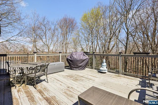 191 Hillcrest Avenue, Hawthorne, NJ 07506