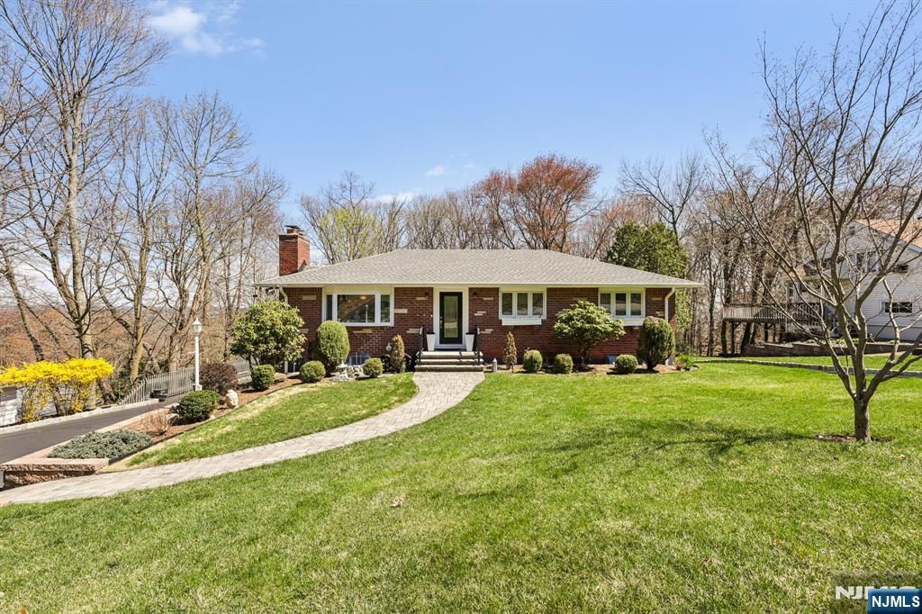 191 Hillcrest Avenue, Hawthorne, NJ 07506