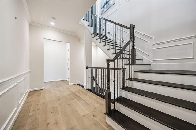 827 Dunleigh Meadows Lane Lane, Houston, TX 77055