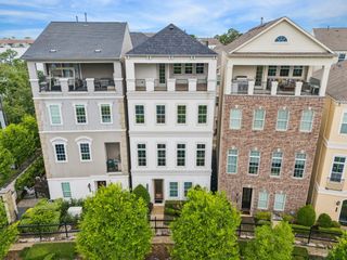 827 Dunleigh Meadows Lane Lane, Houston, TX 77055