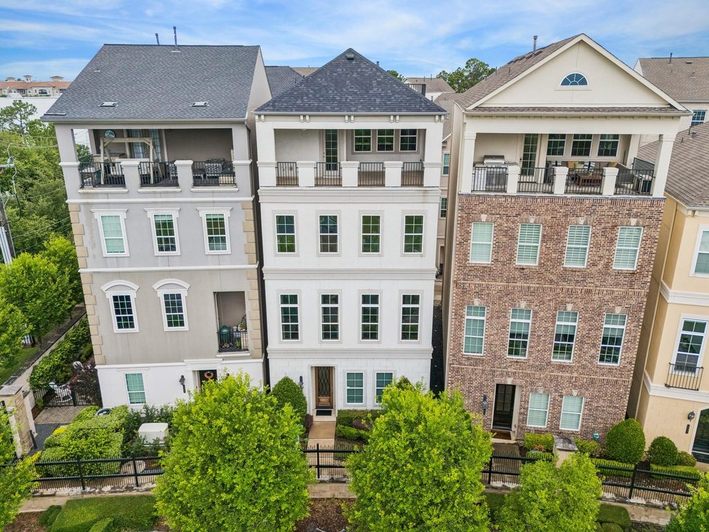 827 Dunleigh Meadows Lane Lane, Houston, TX 77055