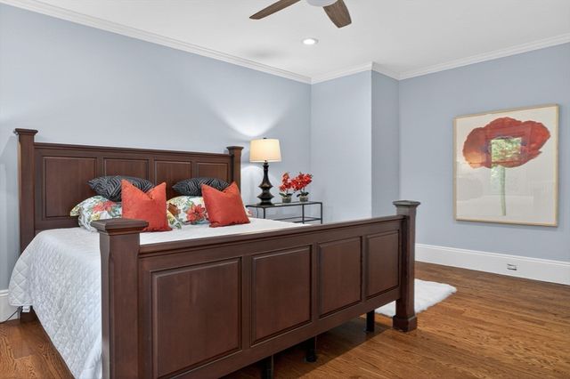 33 Linden Street, Wellesley, MA 02482
