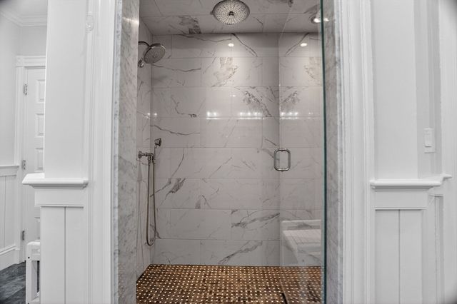 33 Linden Street, Wellesley, MA 02482