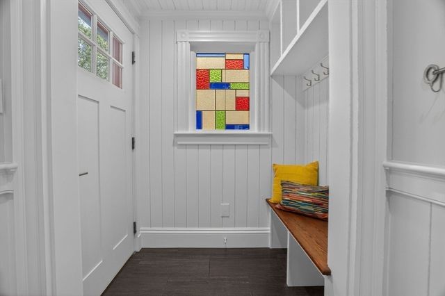 33 Linden Street, Wellesley, MA 02482