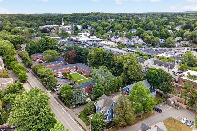 33 Linden Street, Wellesley, MA 02482