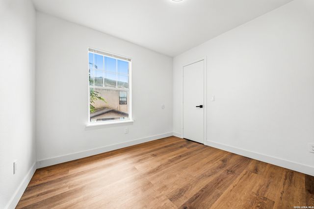 7664 Oak Chase, San Antonio, TX 78239