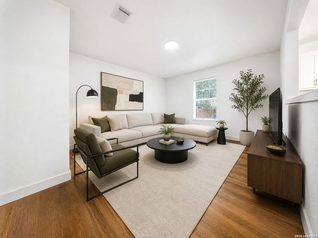 7664 Oak Chase, San Antonio, TX 78239