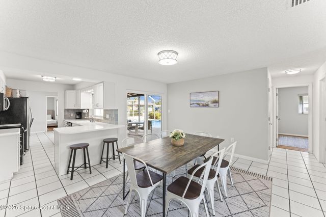 113 Holiday Lane, Cocoa Beach, FL 32931