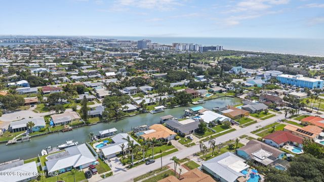 113 Holiday Lane, Cocoa Beach, FL 32931
