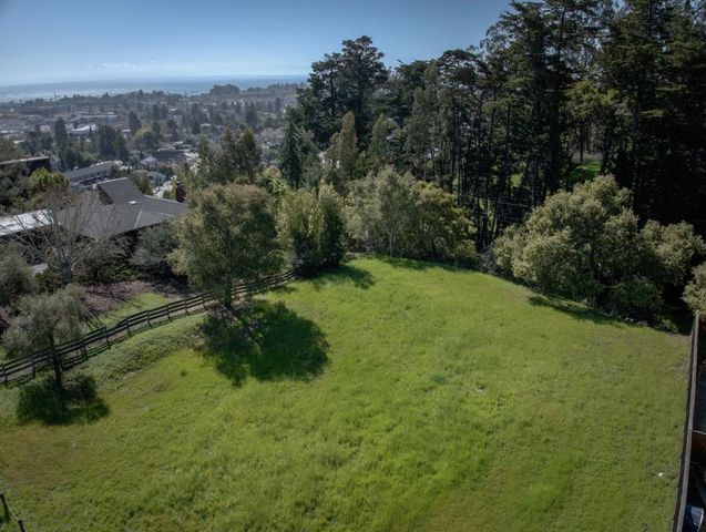 112 Hillcrest Terrace, Santa Cruz, CA 95060