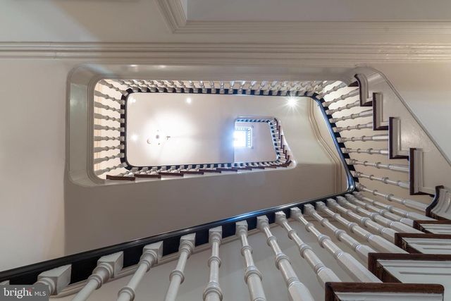 2212 SAINT JAMES PL, Philadelphia, PA 19103