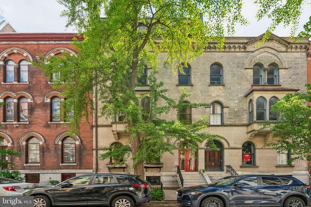 2212 SAINT JAMES PL, Philadelphia, PA 19103