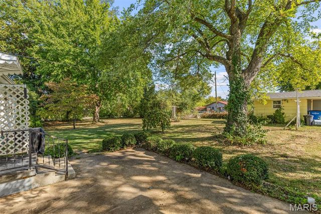 416 Locust Street, Desloge, MO 63601