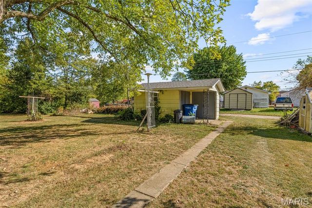 416 Locust Street, Desloge, MO 63601